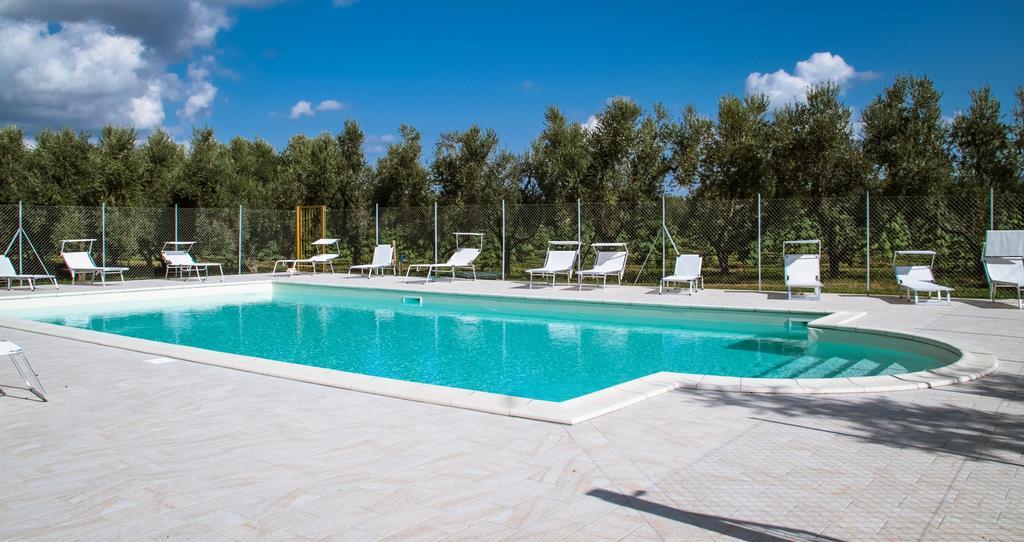 בית הארחה קסטנייטו קרדוצ'י 	Borgo Rurale San Giusto מראה חיצוני תמונה