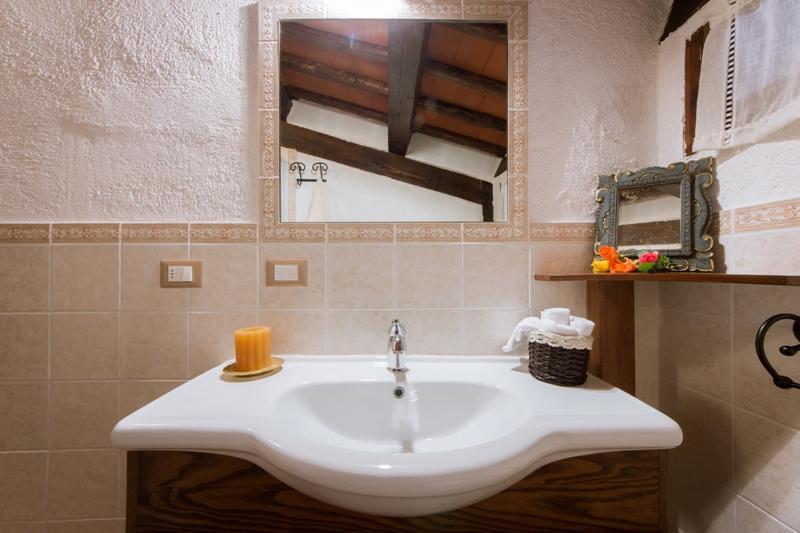 בית הארחה קסטנייטו קרדוצ'י 	Borgo Rurale San Giusto מראה חיצוני תמונה