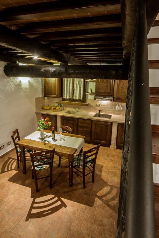 בית הארחה קסטנייטו קרדוצ'י 	Borgo Rurale San Giusto מראה חיצוני תמונה
