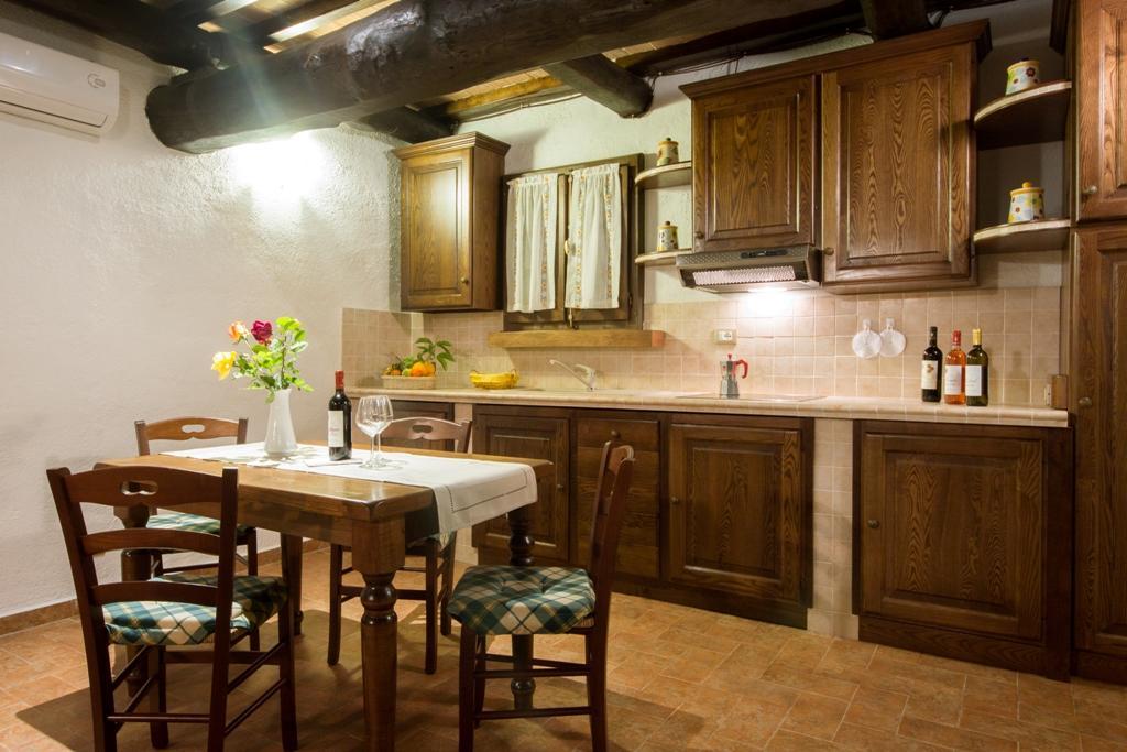בית הארחה קסטנייטו קרדוצ'י 	Borgo Rurale San Giusto מראה חיצוני תמונה