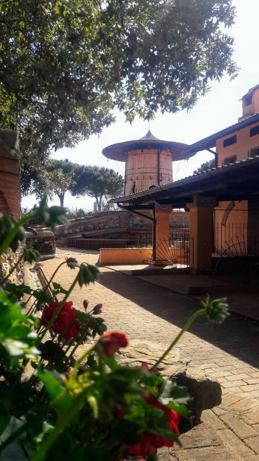 בית הארחה קסטנייטו קרדוצ'י 	Borgo Rurale San Giusto מראה חיצוני תמונה